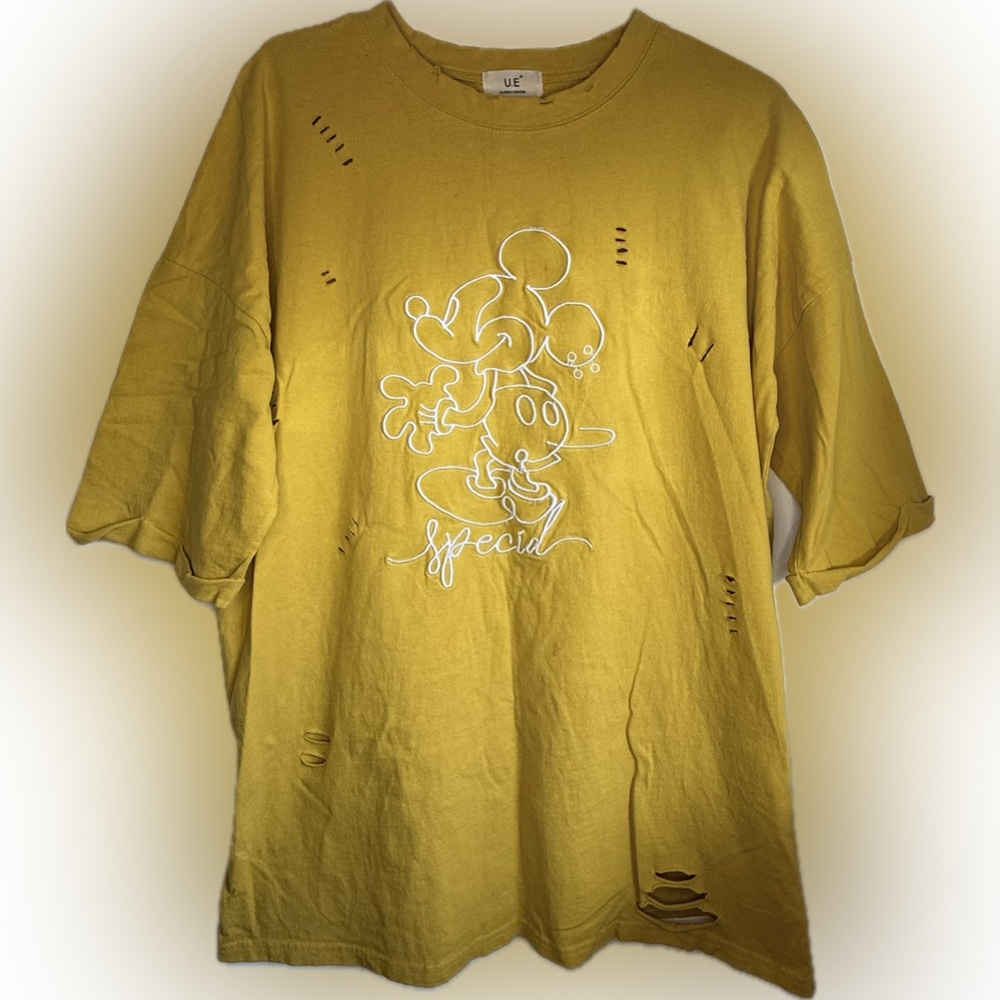 U.E. Classic Fashion Mickey Mouse 'Special' Distressed T-Shirt Size XL